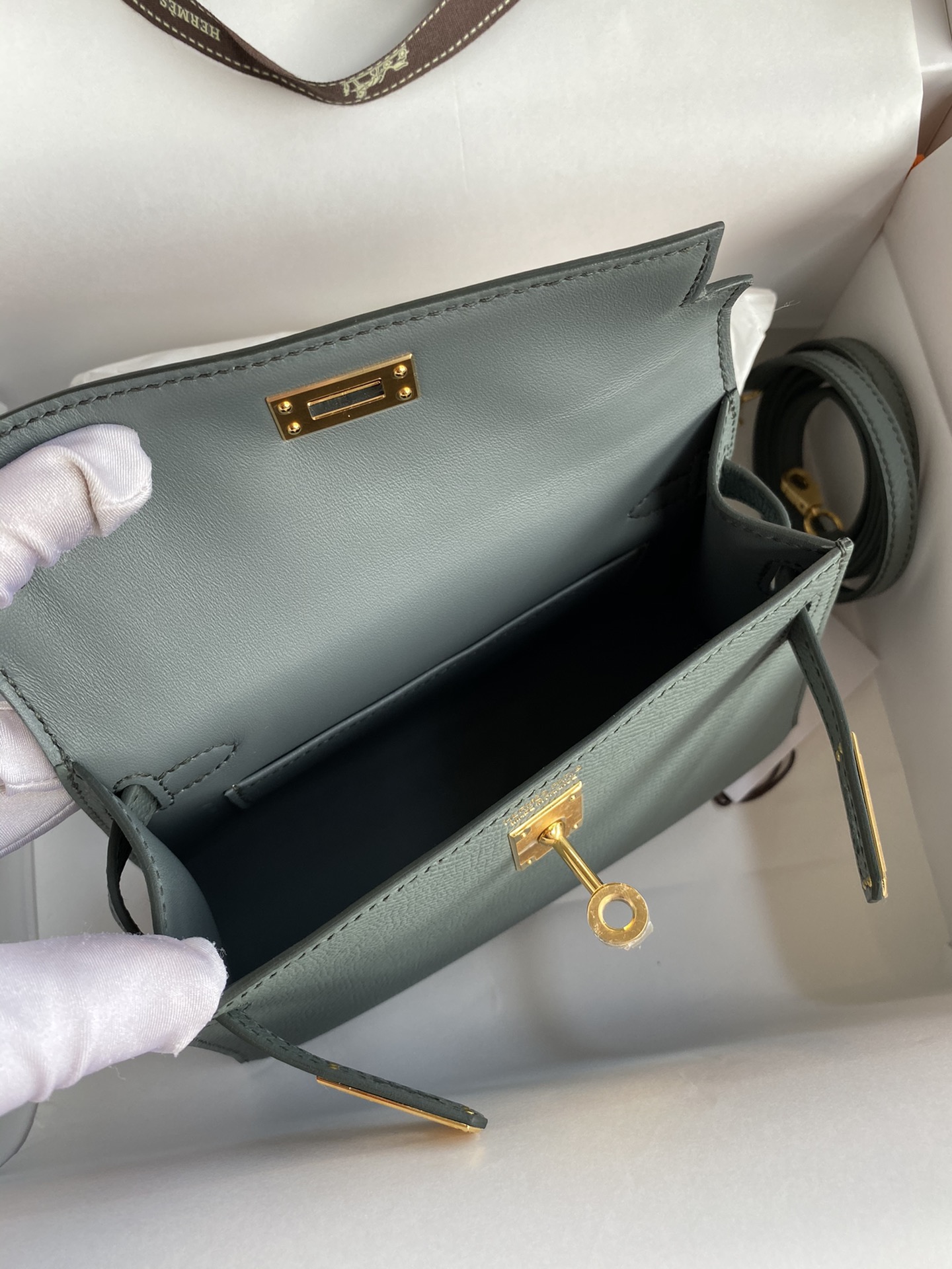 Hermes Kelly Mini II Bag 19CM In Vert Amande Epsom Leather